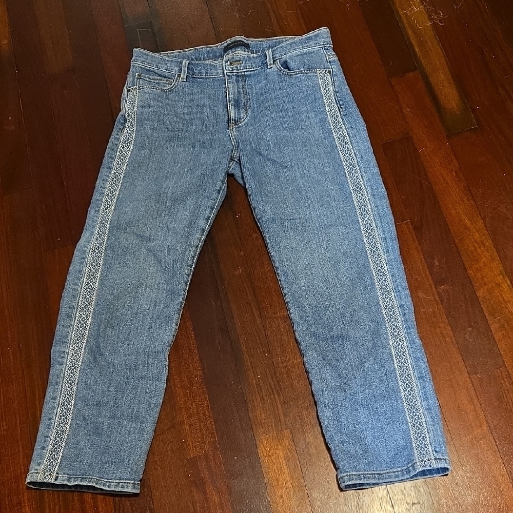 Ann Taylor Straight Leg Crop Jean 0
